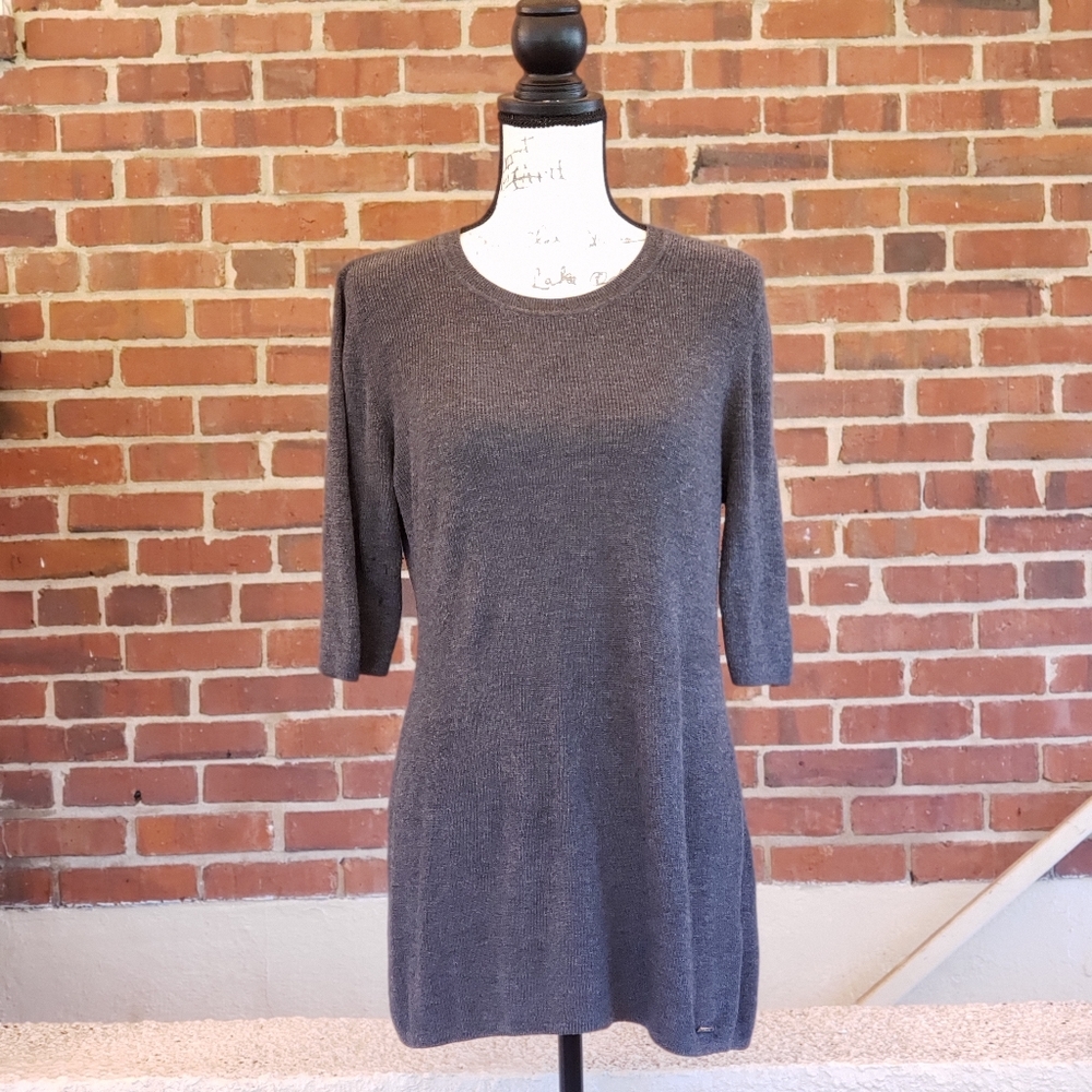 T Tahari Sweater